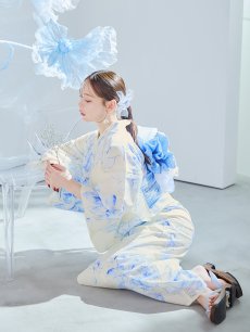 画像13: 【予約 / 4月上旬発送予定】グラデーションブルー牡丹和モダン浴衣 OBI-lame-400-kj-12-TrBL / HIMO-900-yn-5-IV / HEKO-800-sb-5-W / YA-1001-kj-BL / GETA-01-kj-2-BL/ [yo/OF01] (13)